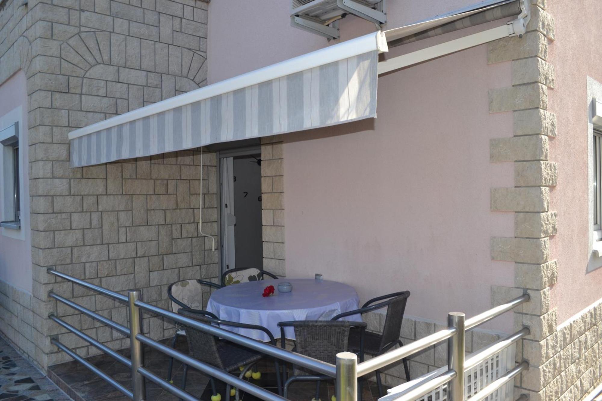 Villa Baldi -Apartmani Danny Tar-Vabriga Exterior foto