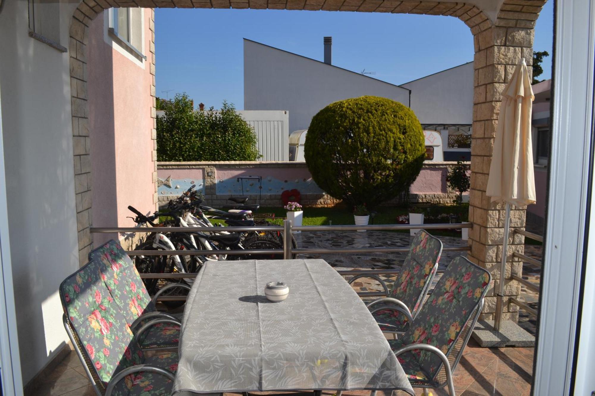 Villa Baldi -Apartmani Danny Tar-Vabriga Exterior foto